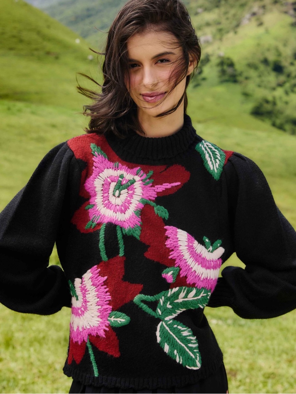 New Farm Rio Black Bold Colorful Flower Embroidered Knit Mockneck Sweater Size L